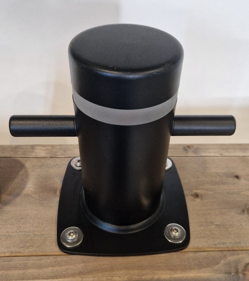 Pystypollari musta LED-valolla, RST