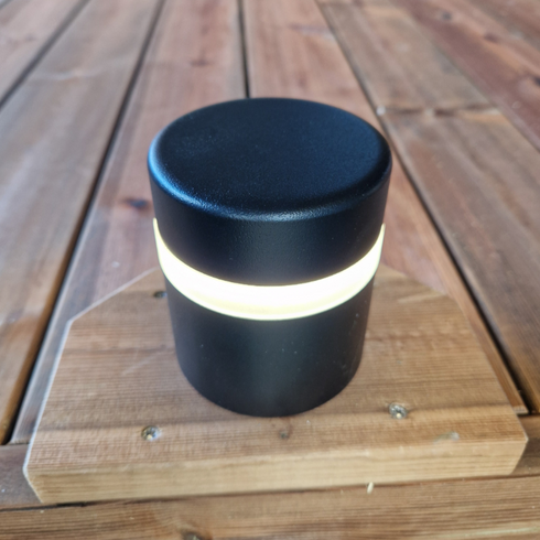 LED-valaisin RST MUSTA