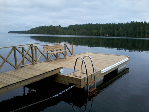 Laituripenkki 240 cm RST jaloilla