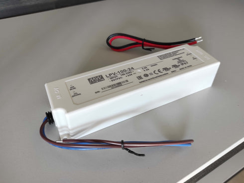 100 W 24 V muuntaja LED-valoille IP67