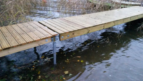 Kävelysilta 5 x 1,5 metriä